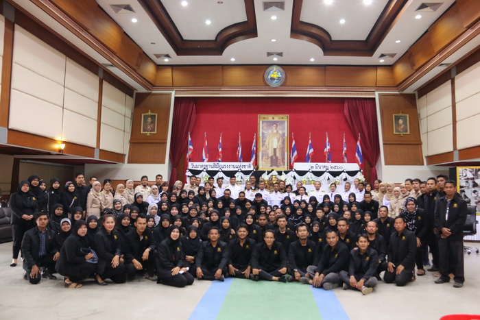 จังหวัดปัตตานีจัดพิธีถวายพระราชสักการะและถวายอาลัยแด่พระบาทสมเด็จพระปรมินทรมหาภูมิพลอดุลยเดช “พระบิดาแห่งมาตรฐานการช่างไทย”